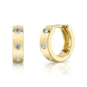 0.11CT DIAMOND MINI HUGGIE EARRING