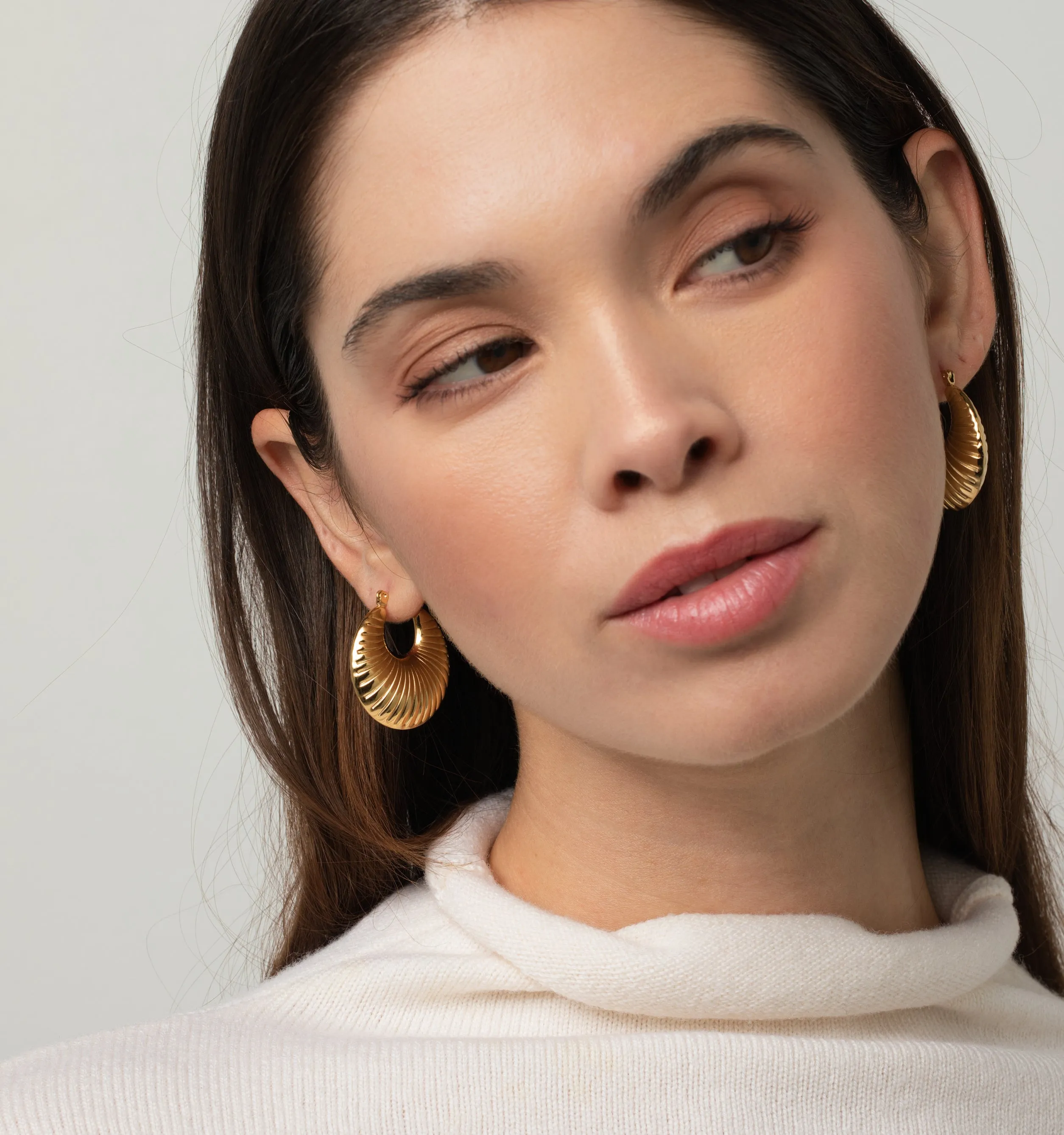 Amelia Textured Hoops