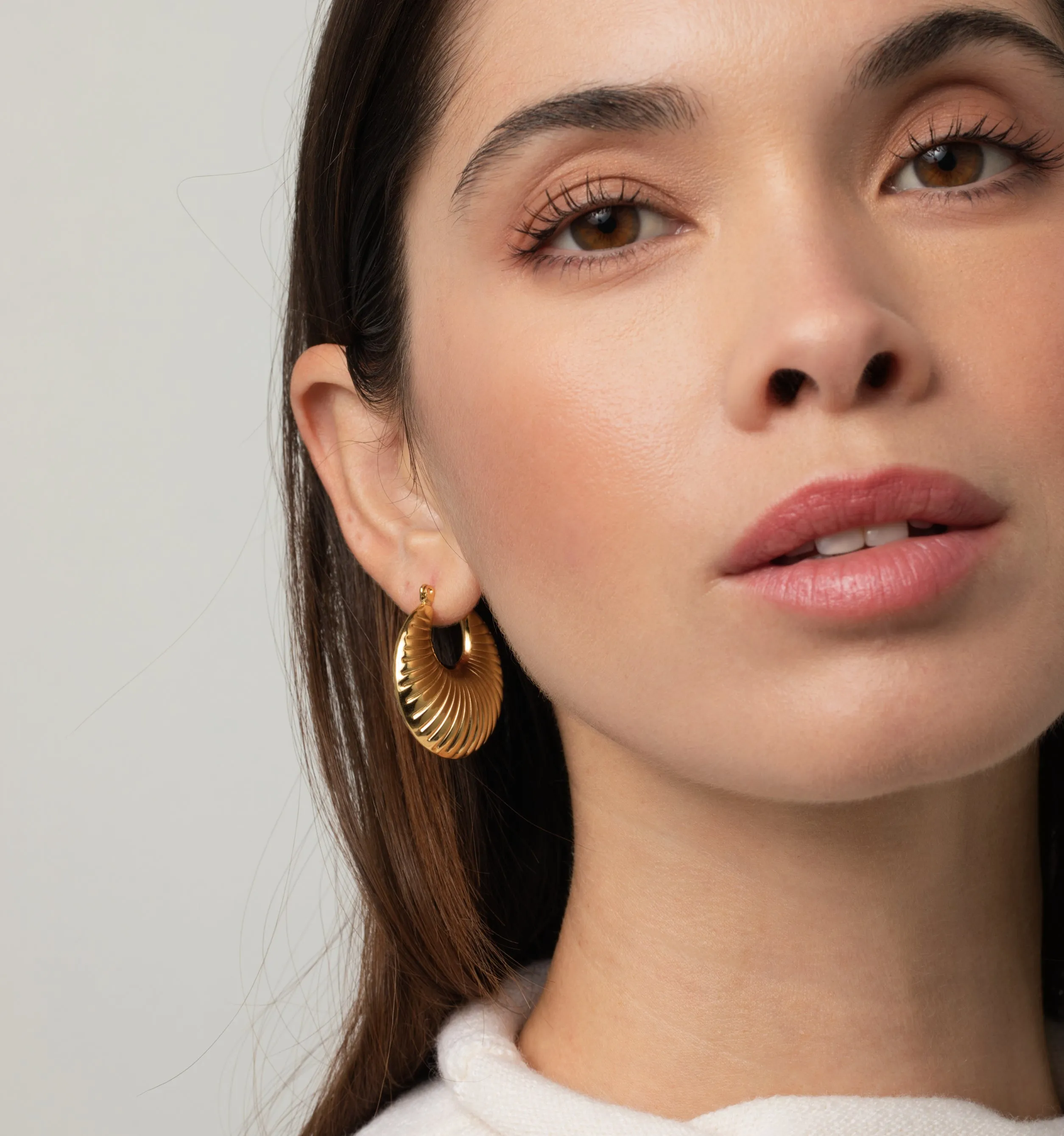 Amelia Textured Hoops