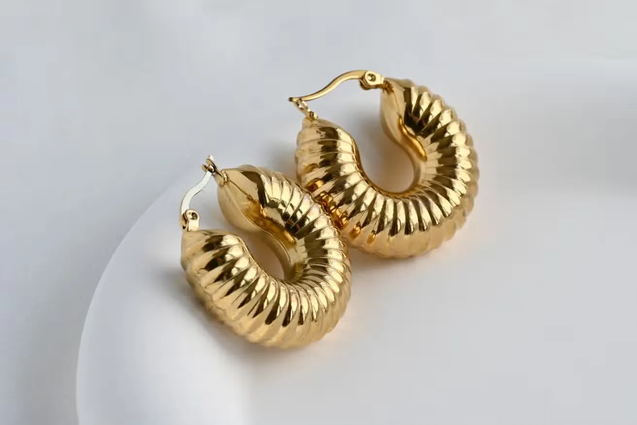 Glamfox - Textured Chunky Snail Hoops