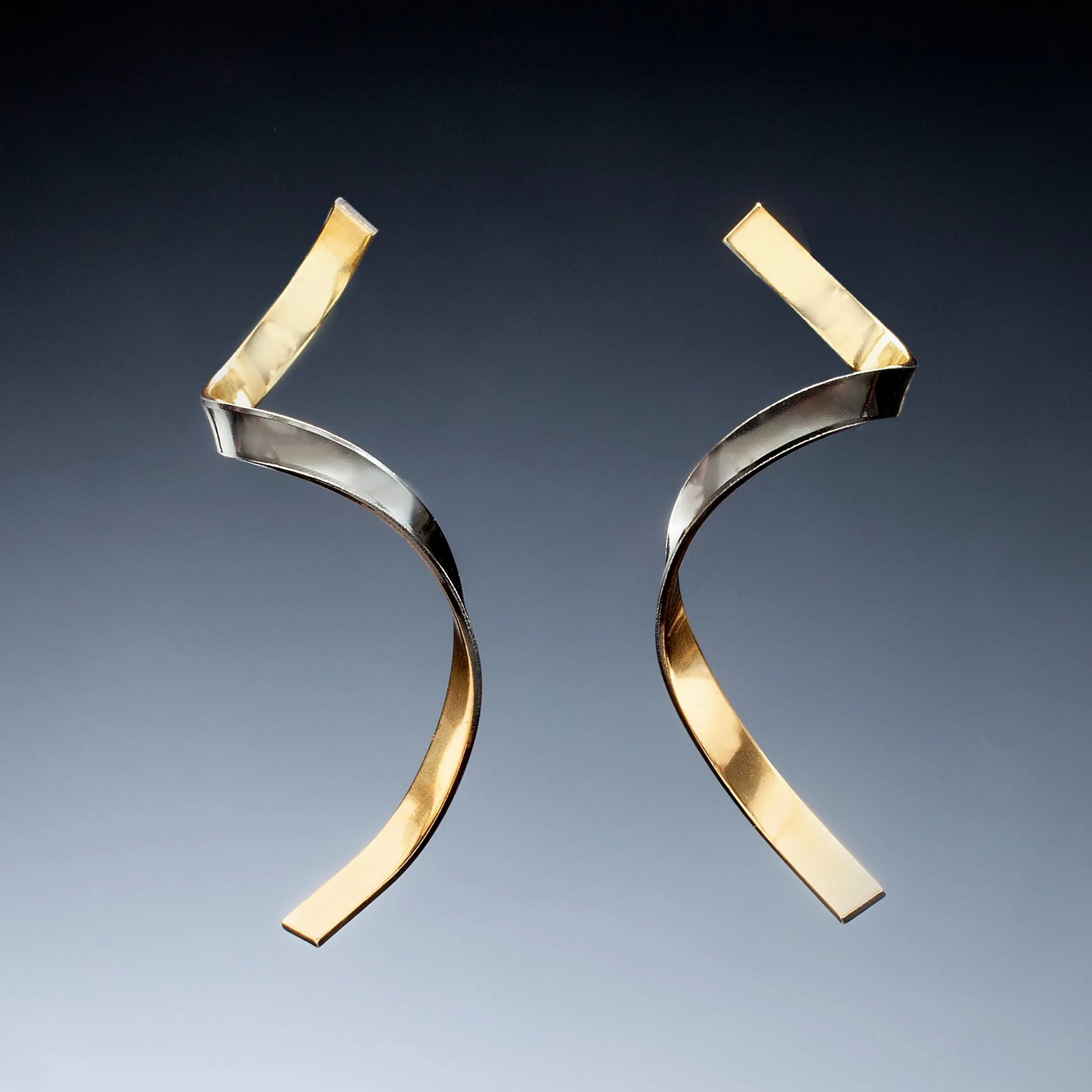 Gold Inside Twist Earrings