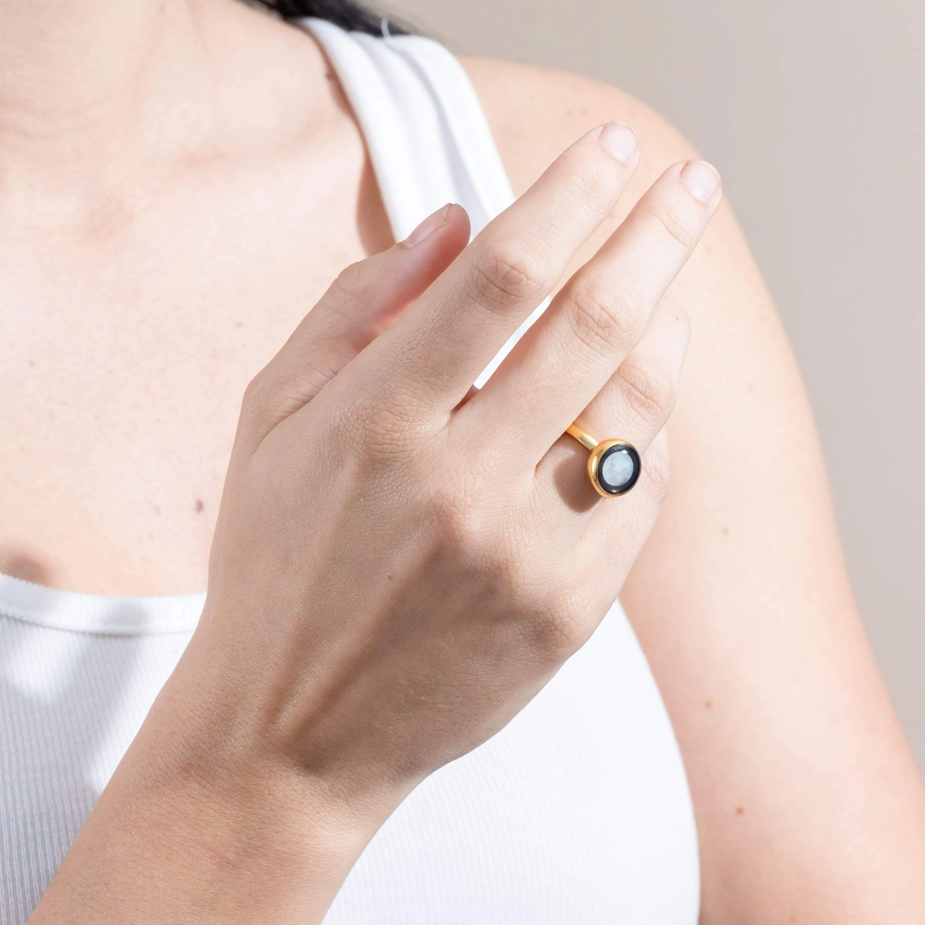 Mini Simplicity Ring in Gold - Size 5